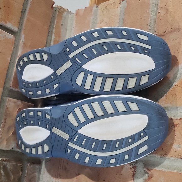 Orthofeet Laguna Shoes - Picture 3 of 11